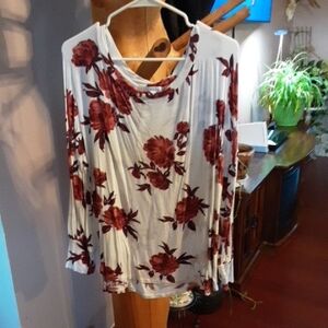 Floral Women's Top - White and Red